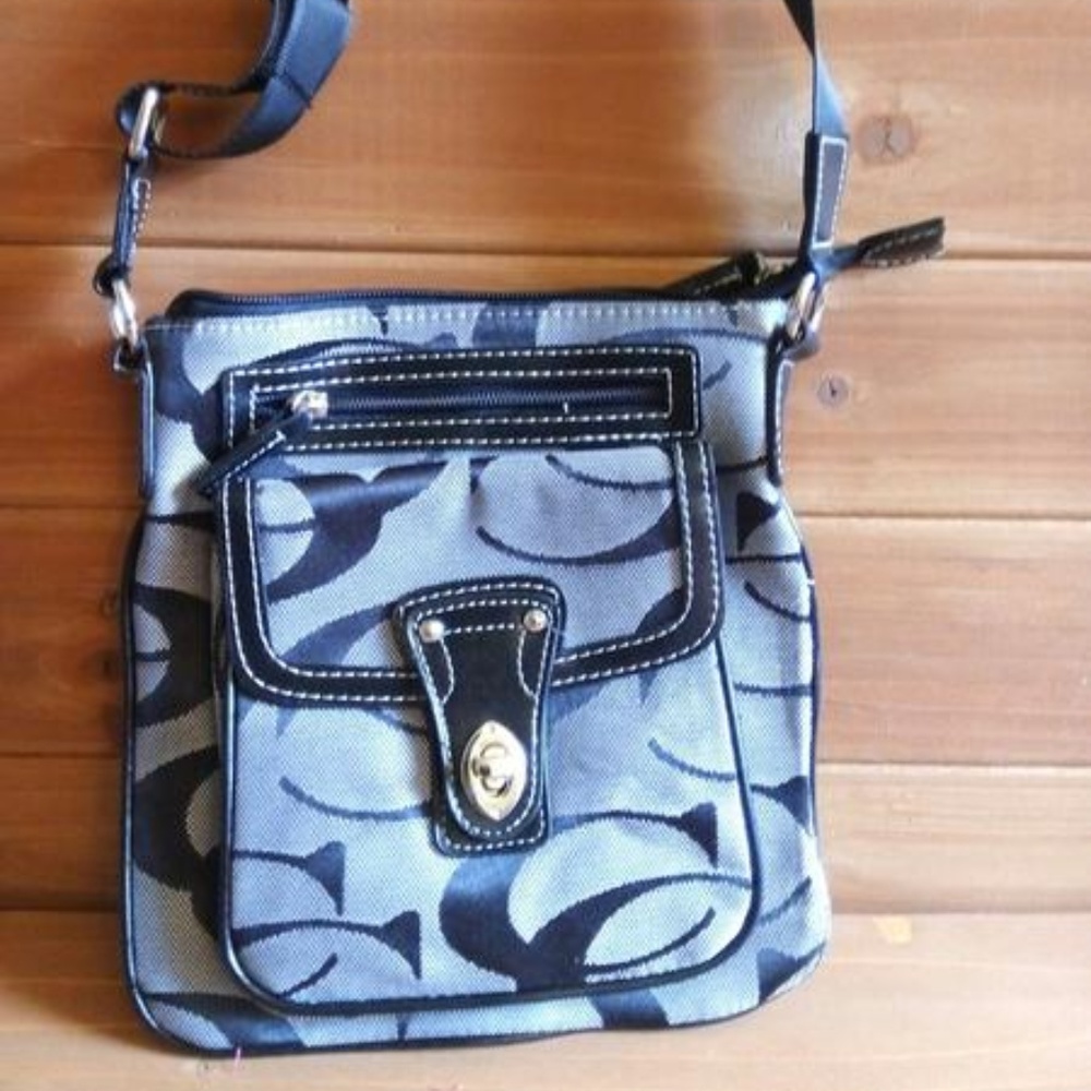 Cleto Handbag